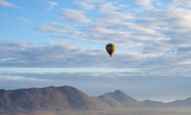 shared hot air balloon flight with breakfast included