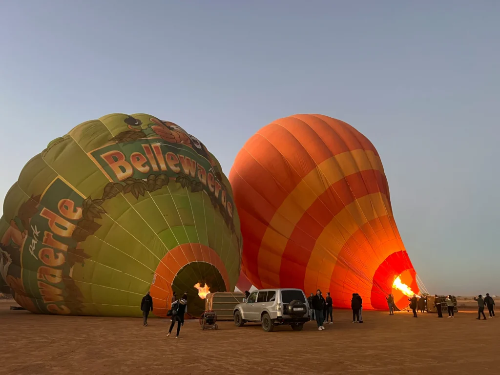 shared hot air balloon flight with breakfast included