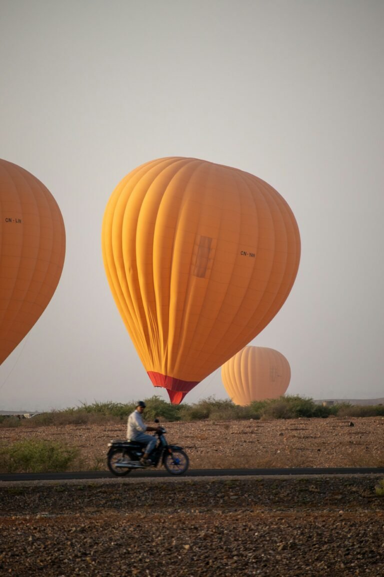 shared hot air balloon flight with breakfast included